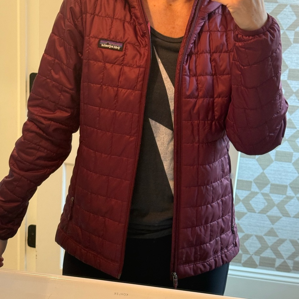 Patagonia Women's Hooded Quilted Jacket - Burgundy and Red - Picture 3 of 4